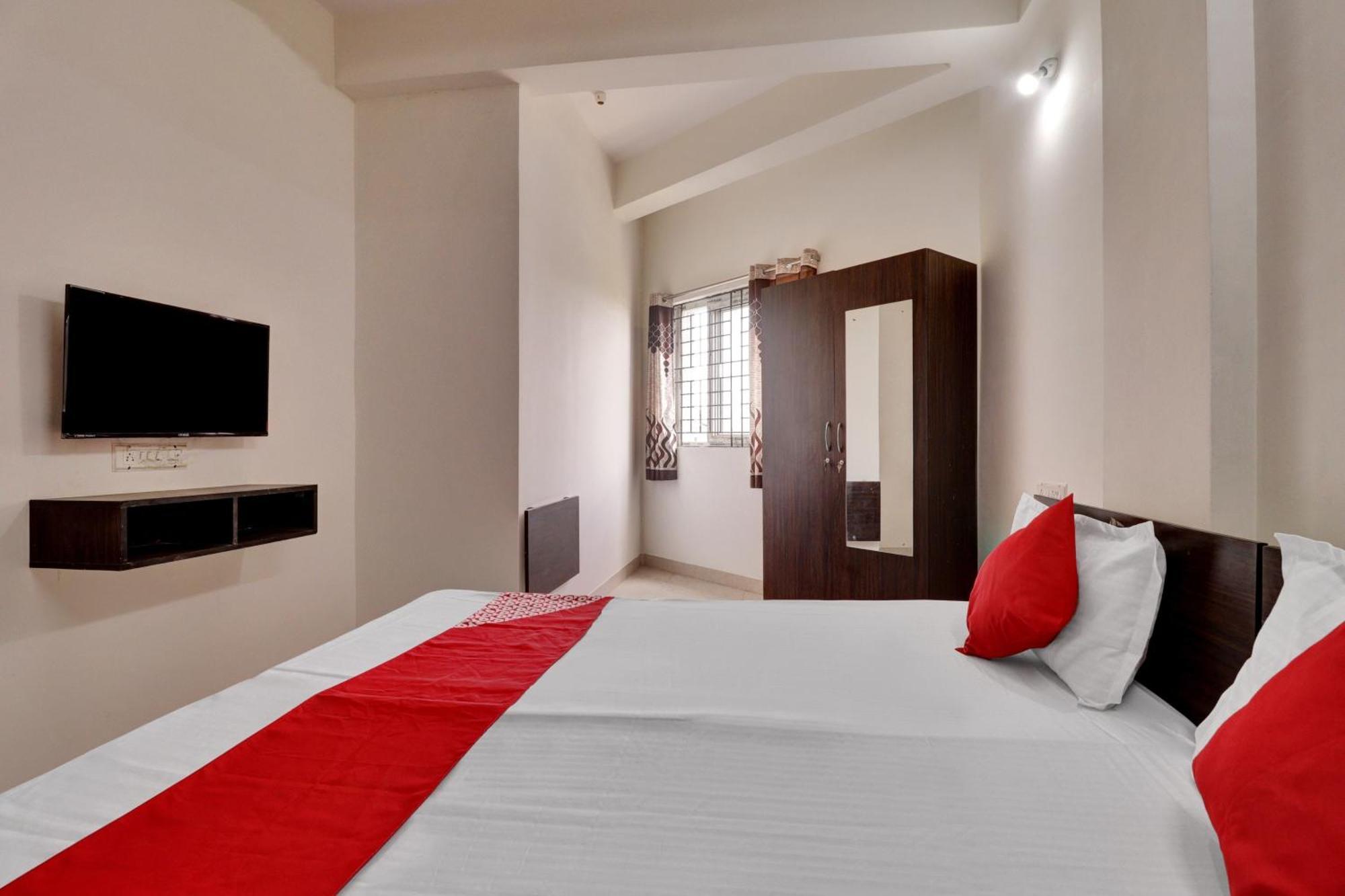 Hotel Millennium Comfort บังกาลอร์ ภายนอก รูปภาพ